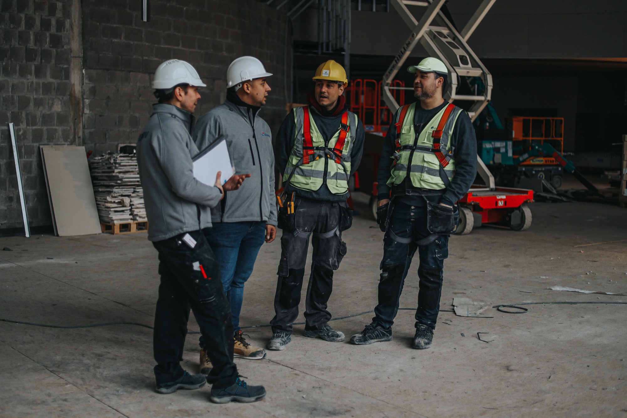 Equipa LEANOV em obra de construção modular