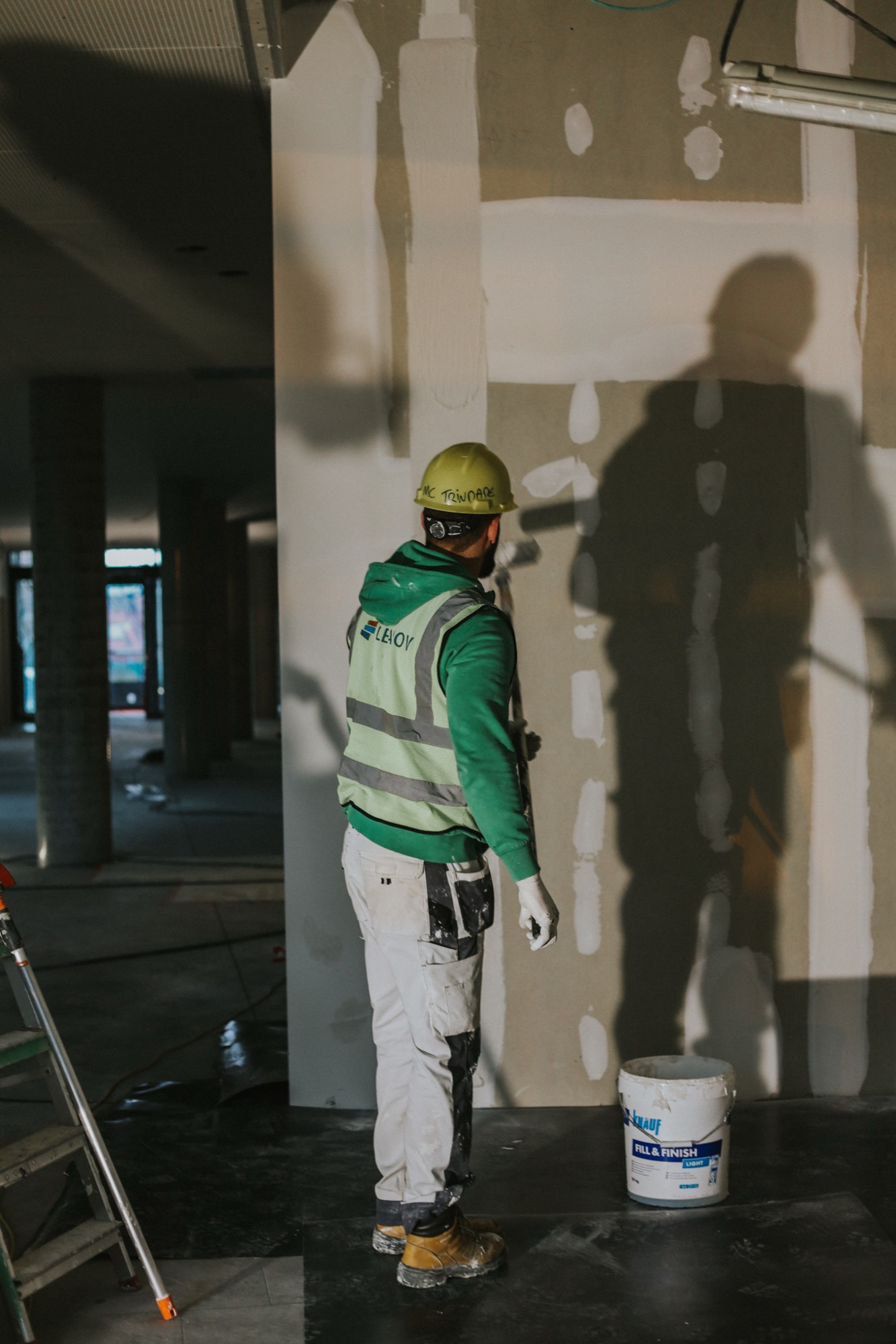 Acabamentos de reboco numa construção Blean